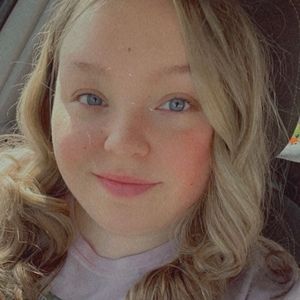 Meet your Posher, Leeann